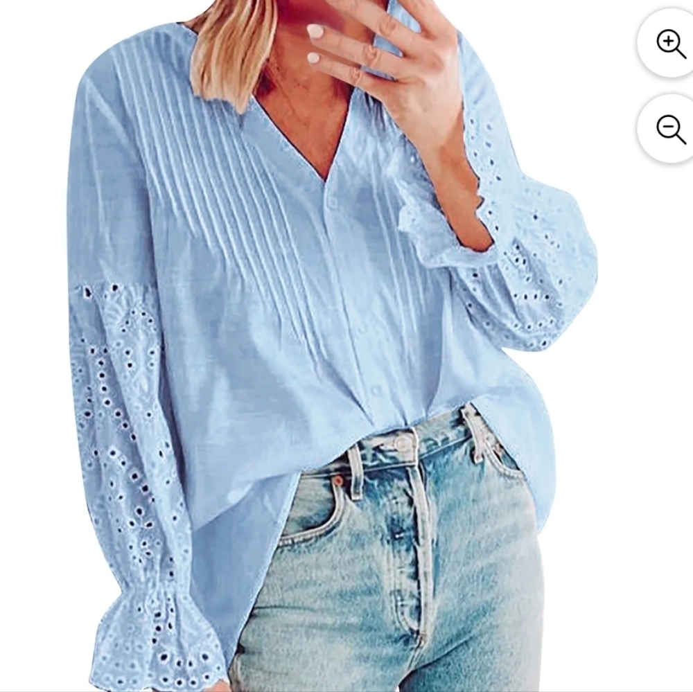 Women's Light Blue Eyelet Sleeve Top Size XL - Picture 4 of 12